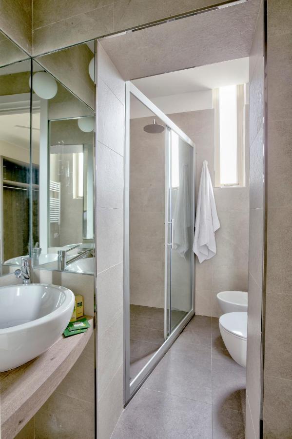 Hotel Clara Riccione Esterno foto